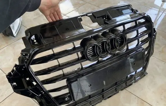 Audi A3 S3 8V Front bumper upper radiator grill 8V5853651B 8V5853651H