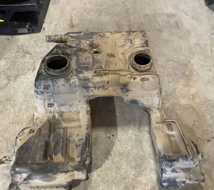 Audi A8 S8 D2 4D Fuel tank 4D0201085 4261A 6960493