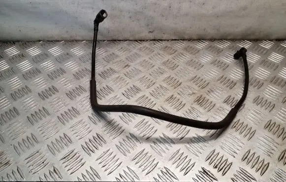 Lexus RX 450H Fuel line pipe