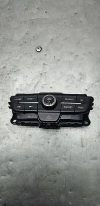 Ford Focus Head unit multimedia control F1ET18K811HC 331471000