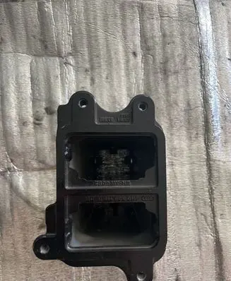 Audi A8 S8 D4 4H Radiator support slam panel bracket 4H0805129B