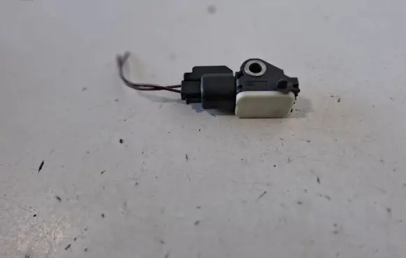 Volvo XC70 Airbag deployment crash/impact sensor 30712107