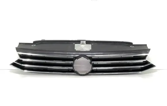 Volkswagen PASSAT B8 Front bumper upper radiator grill 3G0853653