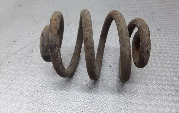 Volkswagen Transporter - Caravelle T4 Rear coil spring