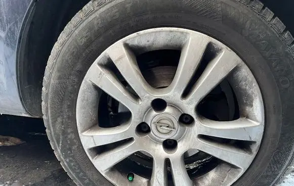 Opel Corsa D R12 alloy rim 