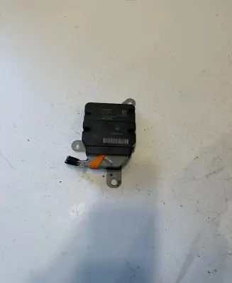 Renault Clio IV Airbag deployment crash/impact sensor 985101389R A2C80613911