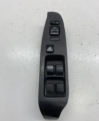 Subaru Legacy Electric window control switch 83071AE020