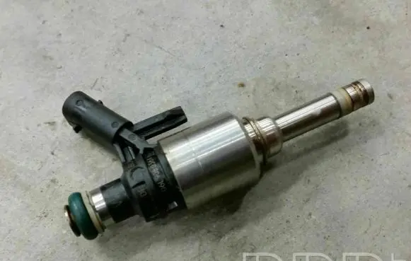 Audi A3 S3 8V Fuel injector 06L906036K