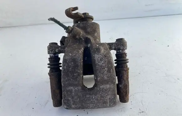 Renault Scenic I Rear brake caliper