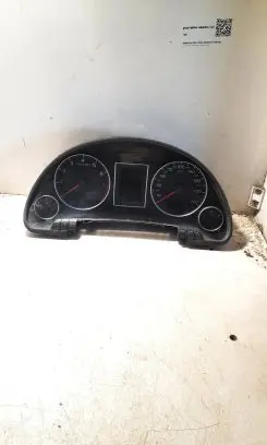 Audi A4 S4 B7 8E 8H Speedometer (instrument cluster) 8E0920900Q 6124000979 0263626056