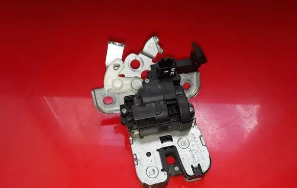 Seat Exeo (3R) Tailgate/trunk/boot lock/catch/latch 8K9827505A