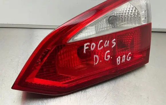Ford Focus Tailgate rear/tail lights BM5113A602BC 4017102012