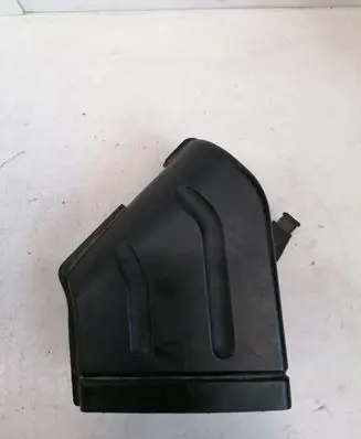 Audi A4 S4 B7 8E 8H Air intake duct part 8E0129617
