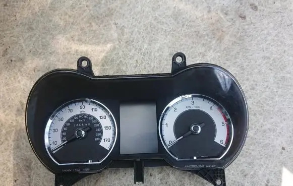 Jaguar XF X250 Speedometer (instrument cluster) 8X2310849JH