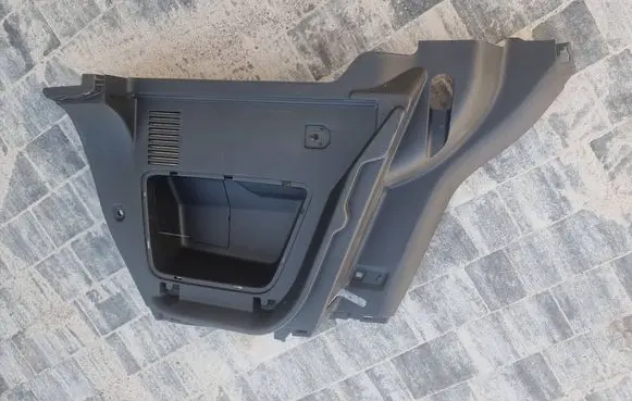Opel Mokka Trunk/boot side trim panel 95190815