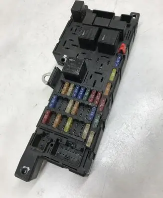 Volvo S80 Fuse module