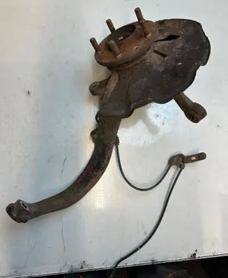 Mazda 6 Front wheel hub spindle knuckle 213312