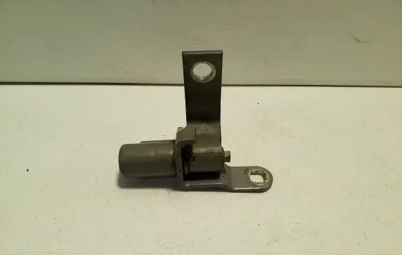 Front door upper hinge