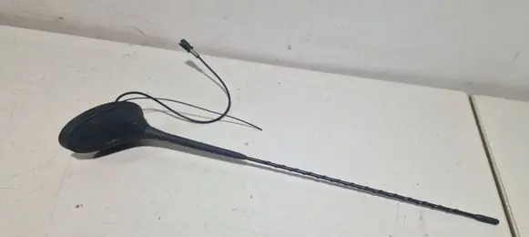 Peugeot 1007 Radio antenna