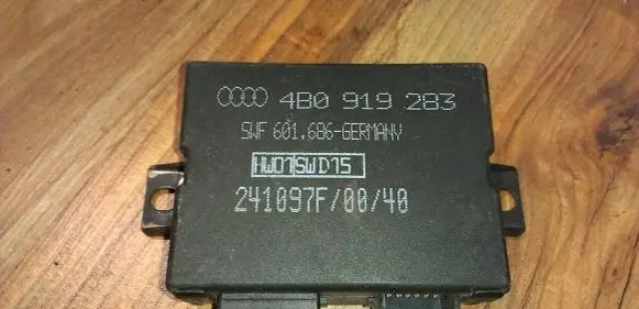 Audi A6 S6 C5 4B Parking PDC control unit/module 4b0919283 swf601.686