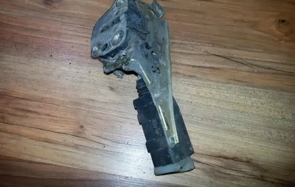 Opel Omega B1 Rear door lock 90503797