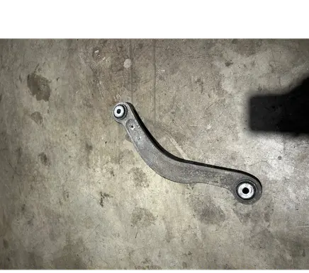 Mercedes-Benz E W212 Rear control arm 20407F15