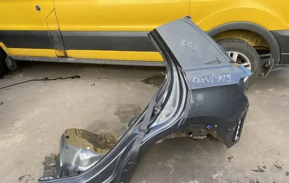Volkswagen T-Roc Rear quarter panel 