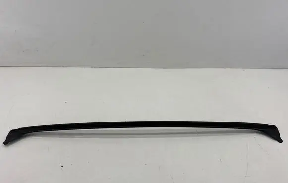 BMW 5 G60 G61 Trunk rubber seal (body) 18271610 5A1CEE6