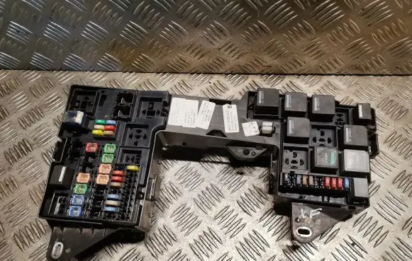 Jaguar XF X250 Fuse box set 9X2314290ACC
