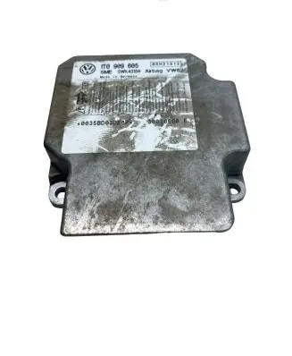Volkswagen Touran I Airbag control unit/module 1T0909605