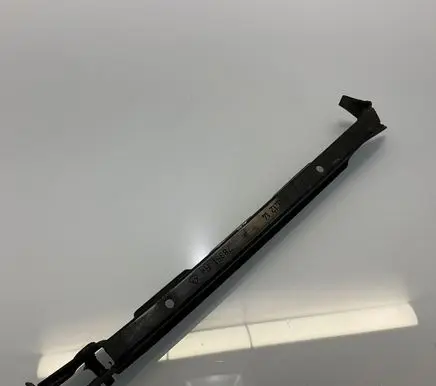 Mercedes-Benz E W211 Front bumper mounting bracket A2118801214 2118801214
