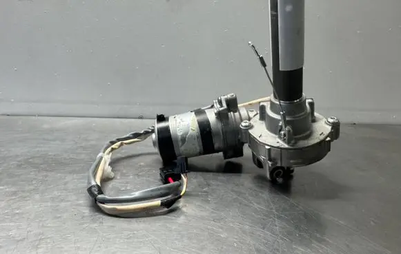 Toyota Yaris Electric power steering pump JJ301002130