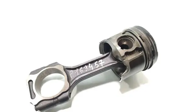 SsangYong Rodius Piston with connecting rod 