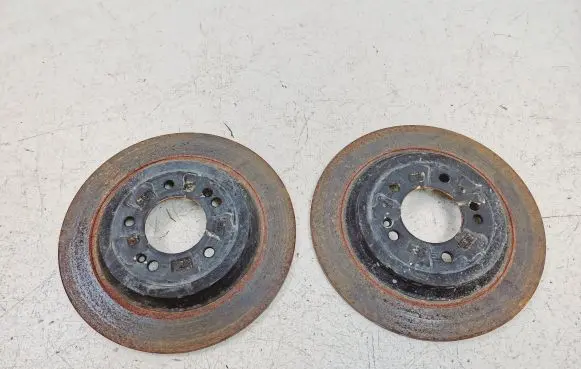 Hyundai Tucson TL Rear brake disc D3700