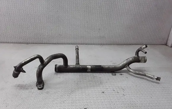 Volvo XC90 Engine coolant pipe/hose