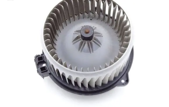 Isuzu N Series Heater fan/blower 272700-5330