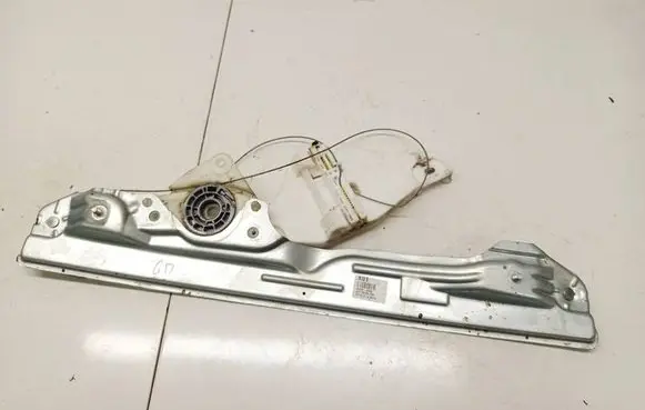 Hyundai Kona I Sliding door window regulator with motor 83402j9000