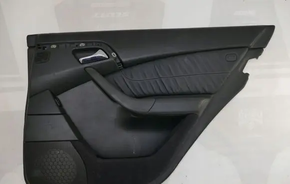 Mercedes-Benz S W220 Rear door card panel trim A2207302270