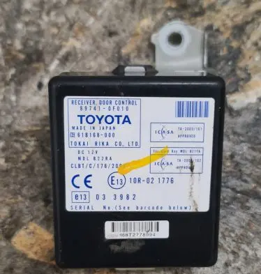 Toyota Corolla Verso AR10 Door control unit/module