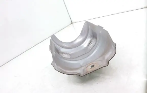 Lexus RX 450H Exhaust heat shield
