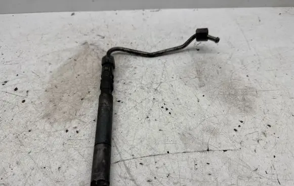 Mercedes-Benz C W204 Fuel injector A6460700987