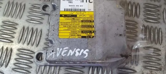 Toyota Avensis T250 Airbag control unit/module 8917005190 89170-05190
