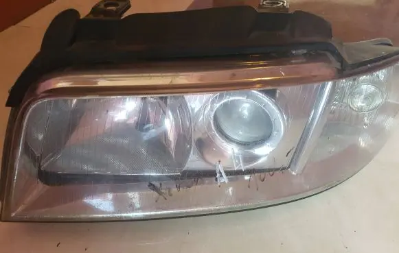 Audi A4 S4 B6 8E 8H Headlight/headlamp 8D0941003AN 1853670100
