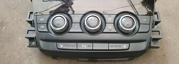 Mazda 6 Air conditioning/heating control unit GJJ461190G