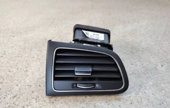 Renault Megane IV Dashboard air vent grill cover trim 687616296R58 687616296R