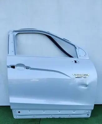 Lexus UX Front door