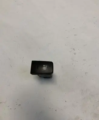 Hyundai Tucson JM Seat heating switch 933402E001