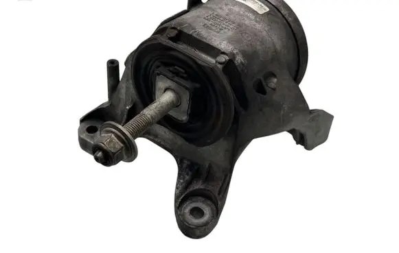Engine mount bracket
