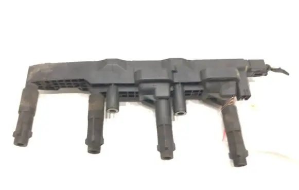 Mercedes-Benz Vaneo W414 High voltage ignition coil A0001501380