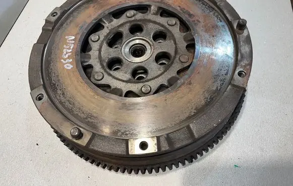BMW 3 E92 E93 Dual mass flywheel 7556565